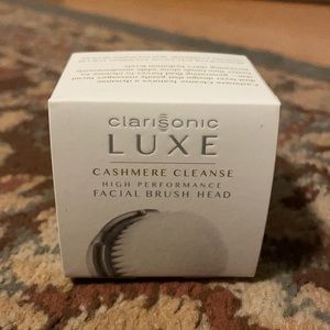 NEW Clarisonic luxe cashmere cleanse